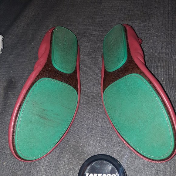 Tieks cardinal red size 10 + tarrago polish - Picture 2 of 4